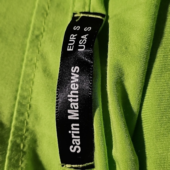 Sarin Mathews Neon Green Slouchy Neck Super Soft Blouse. Size S - Picture 6 of 6
